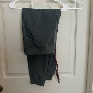 Figs Bonsai Zamora Joggers Scrub Bottoms